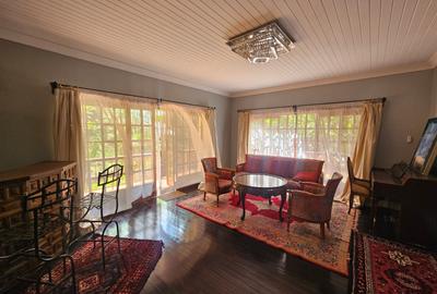 5 Bed House with En Suite in Karen - 3