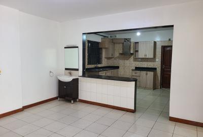4 Bed Apartment with En Suite at Parklands