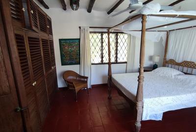 3 Bed House with En Suite in Malindi