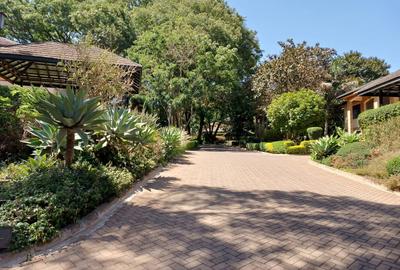 4 Bed House with En Suite in Karen - 4