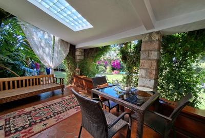 1 Bed House with En Suite at Rosslyn - 4