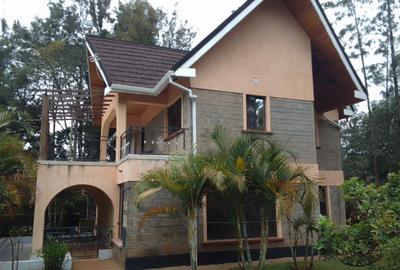 4 Bed House with En Suite at Bomas