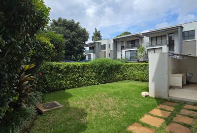 5 Bed Townhouse with En Suite in Lavington - 3