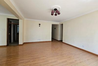3 Bed Apartment with En Suite in Lavington