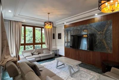 5 Bed Townhouse with En Suite in Lavington - 3