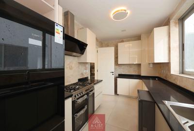 4 Bed Apartment with En Suite at General Mathenge