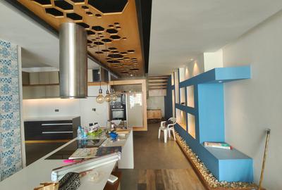 4 Bed Apartment with En Suite at Parklands - 4