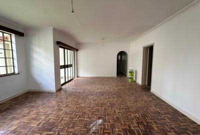 3 Bed Apartment with En Suite at Lavington