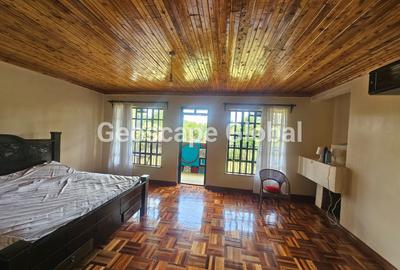 4 Bed House with En Suite in Runda - 4