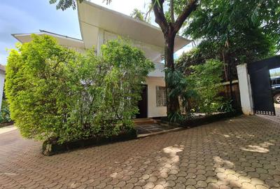2 Bed House with En Suite at New Kitisuru Road