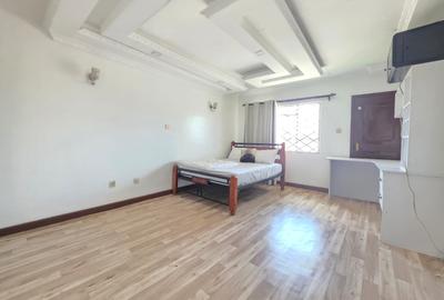 4 Bed Townhouse with En Suite in Kilimani - 4