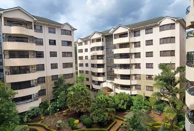 3 Bed Apartment with En Suite at Lavington Green