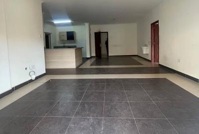 2 Bed Apartment with En Suite in Lavington