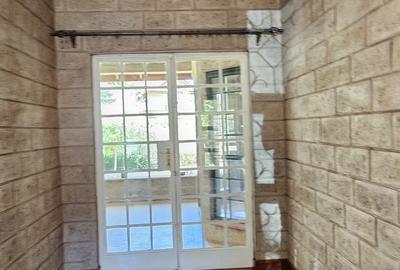 5 Bed House with En Suite in Karen - 3