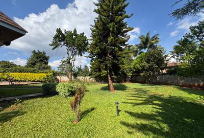 4 Bed House with En Suite at Runda - 2