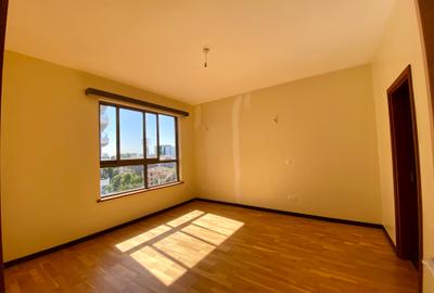 4 Bed Apartment with En Suite in General Mathenge - 3