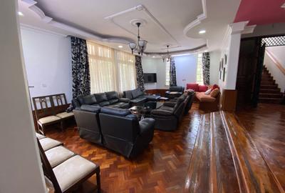 5 Bed Villa with En Suite at Kitisuru