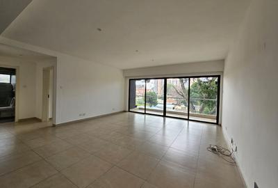 2 Bed Apartment with En Suite in Lavington
