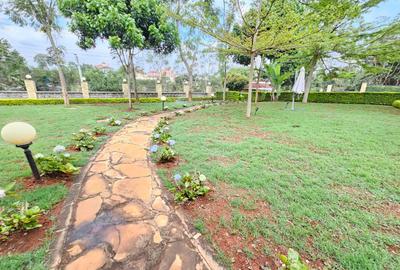 4 Bed House with En Suite in Runda