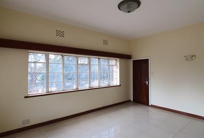 3 Bed Apartment with En Suite at Kusi Lane