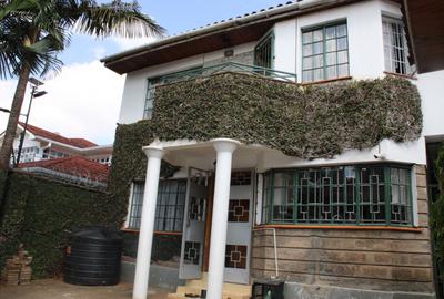 5 Bed Villa with Garden in Kileleshwa