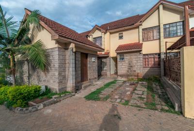 4 Bed Townhouse with En Suite at Katani Road - 4