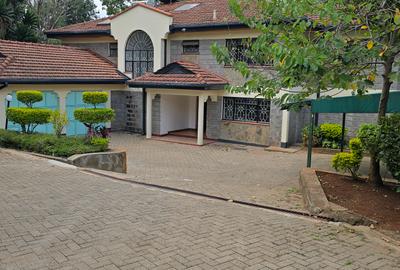 4 Bed Townhouse with En Suite at Lavington