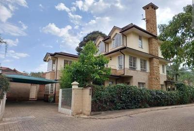 5 Bed Townhouse with En Suite at Mzima Springs