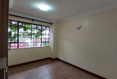 5 Bed Townhouse with En Suite in Lavington