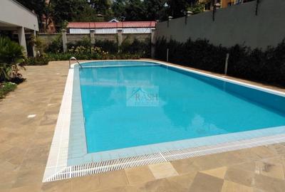 3 Bed Apartment with En Suite at Othaya Road
