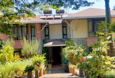 5 Bed Townhouse with En Suite at Kitisuru Road