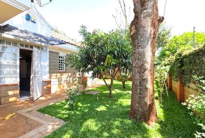 3 Bed Townhouse with En Suite at Old Runda. - 2