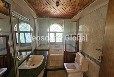 5 Bed House with En Suite in Spring Valley
