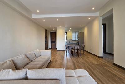 4 Bed Apartment with En Suite at Riverside Drive. - 4