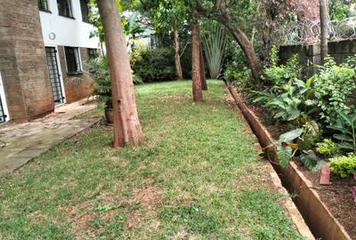 4 Bed Townhouse with En Suite in Lavington - 4