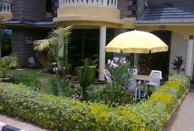 5 Bed House with En Suite in Syokimau - 3