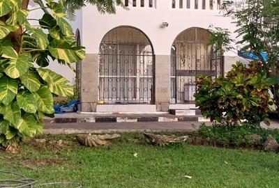 4 Bed Townhouse with En Suite at Nyali Mombasa