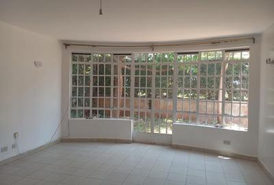 5 Bed Villa with En Suite at Roysambu