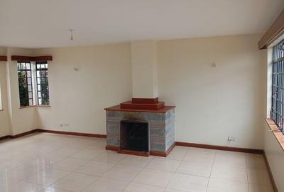 4 Bed House with En Suite at Brookside