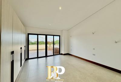 5 Bed Villa with En Suite in Kitisuru