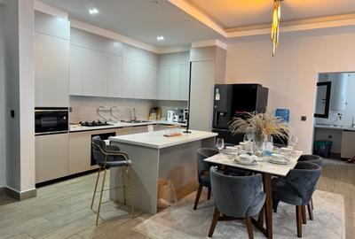 Serviced 3 Bed Apartment with En Suite in Riverside