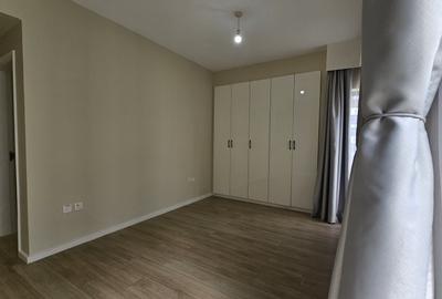 2 Bed Apartment with En Suite at Riverside