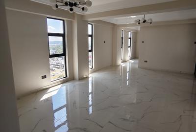 4 Bed Apartment with Gym in Kilimani - 2