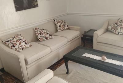 Serviced 1 Bed Apartment with Backup Generator in Nyari - 3