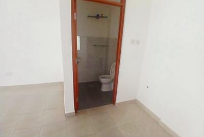 611 ft² Commercial Property with Parking in Parklands - 3