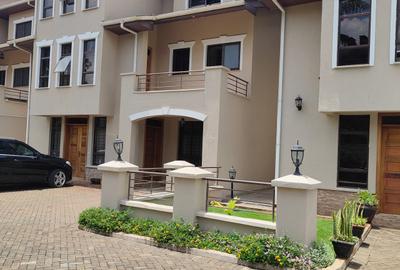 5 Bed Townhouse with En Suite at Convent Drive