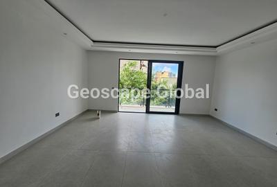 2 Bed Apartment with En Suite in Brookside