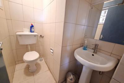 4 Bed House with Garden in Lavington - 3