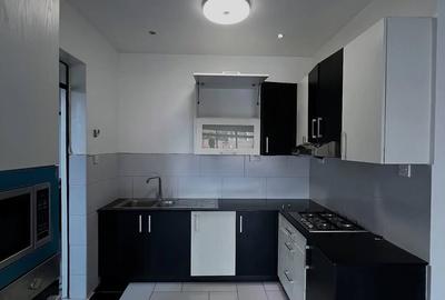 2 Bed Apartment with En Suite in Kileleshwa - 4