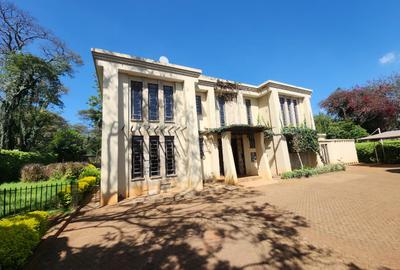 5 Bed House with En Suite in Karen - 3